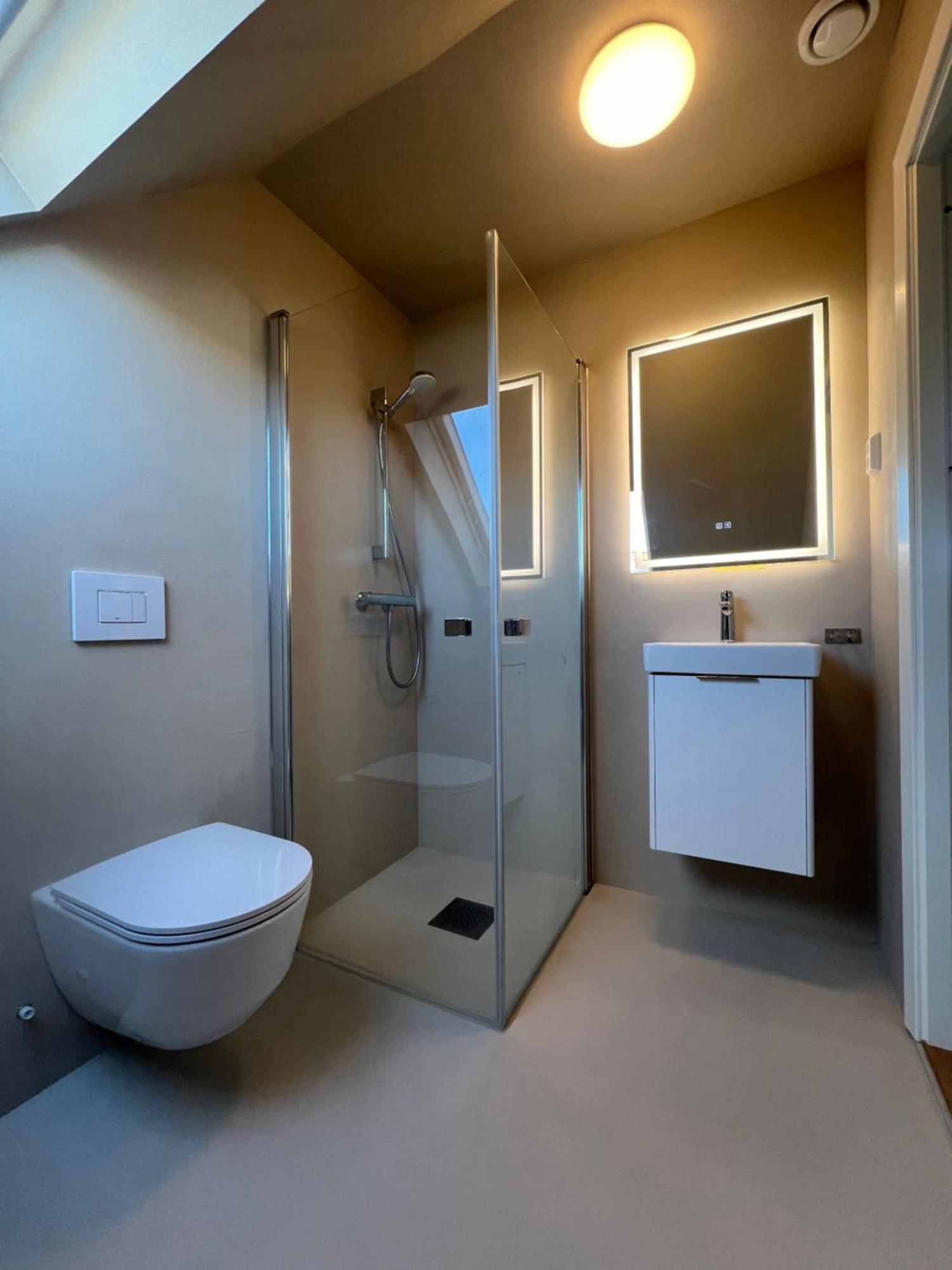Central Guest House - Bedroom With En Suite Bathroom Stavanger Pokoj fotografie